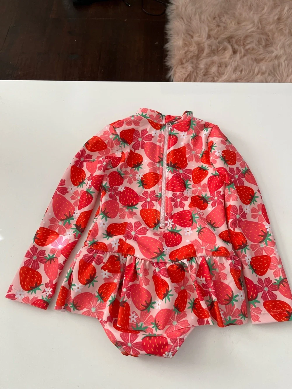 Catimini - long sleeve rashguard One-Piece Swimsuit Toddler Girl strawberry sz 3